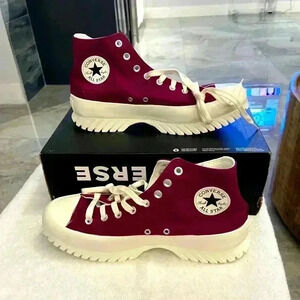 CONVERSE Unisex Mens 10 Chuck
Taylor All Star Lugged 2.0 Women’s 12.5 New